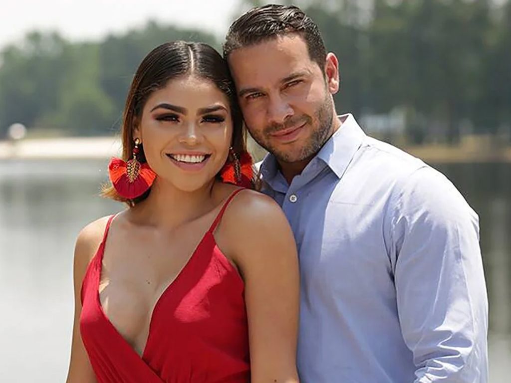 90 Day Fiance cast members Fernanda and Jonathan